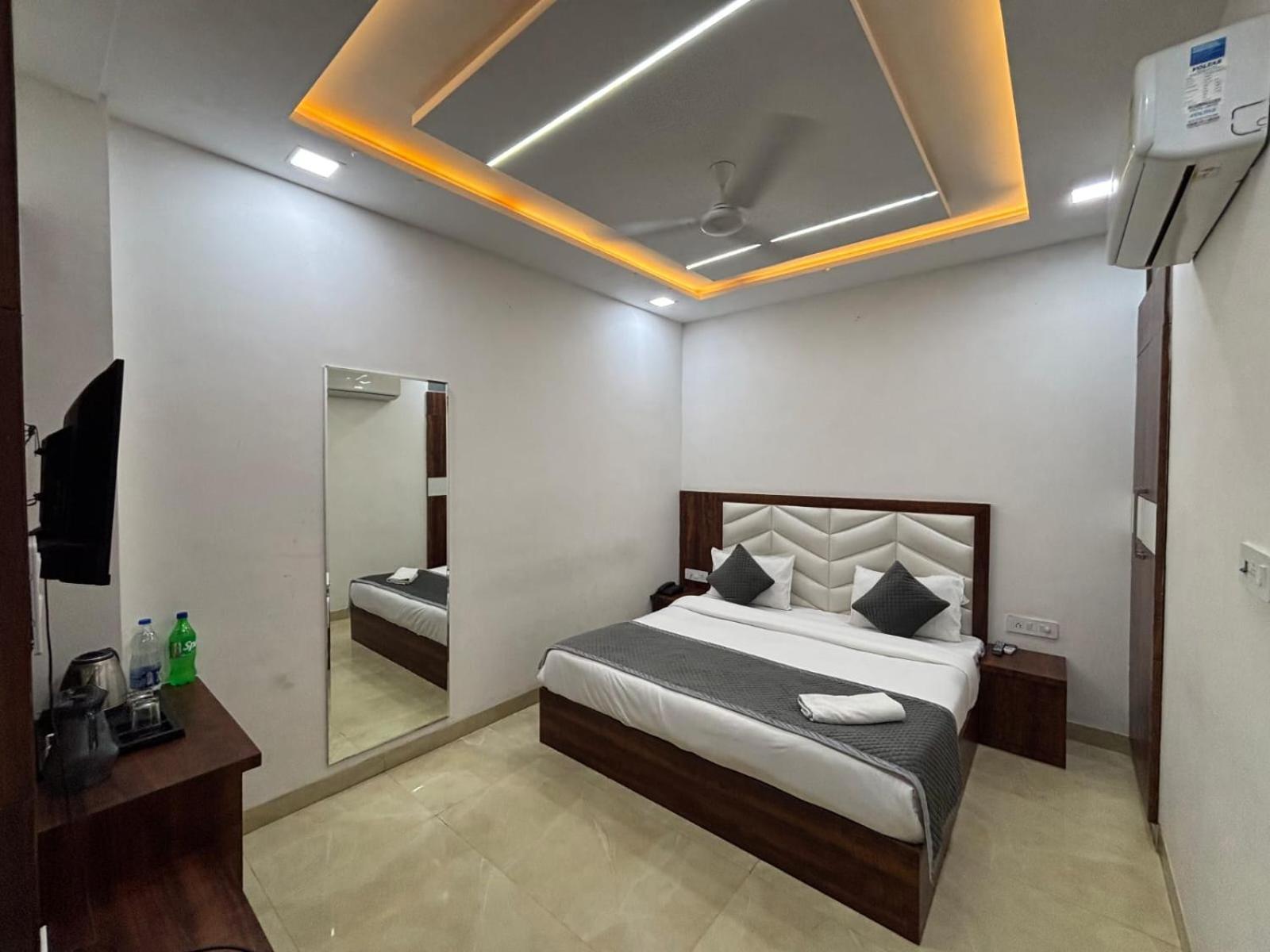 Hotel Ganga Palace - Agra Agra  Ngoại thất bức ảnh